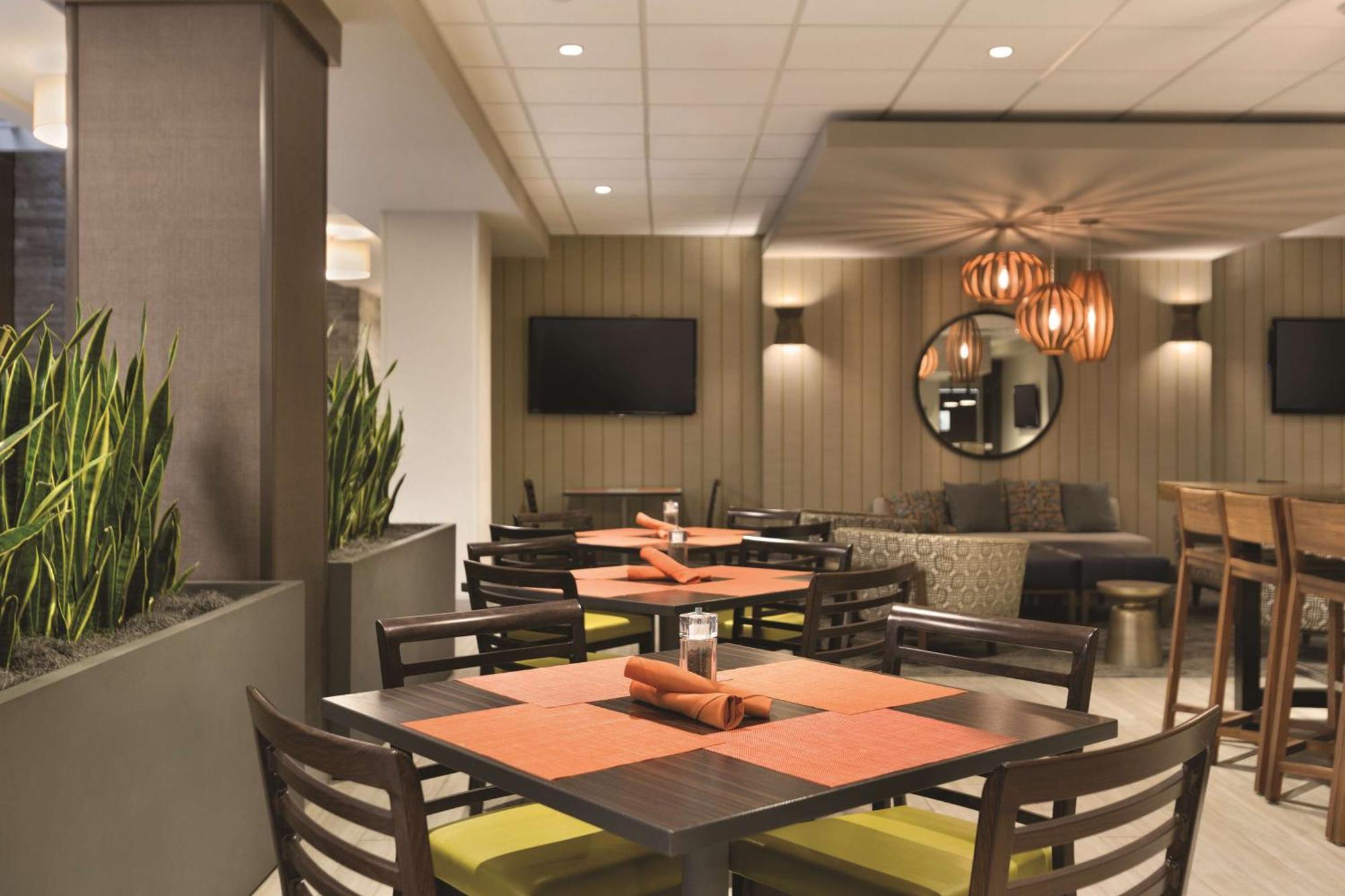 Embassy Suites By Hilton Bloomington/Minneapolis Zewnętrze zdjęcie
